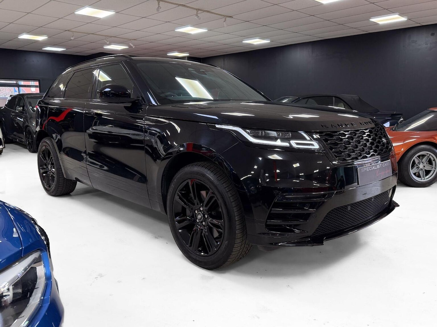 Used Land Rover Range Rover Velar 2023 for sale - 77822378: Photo 11