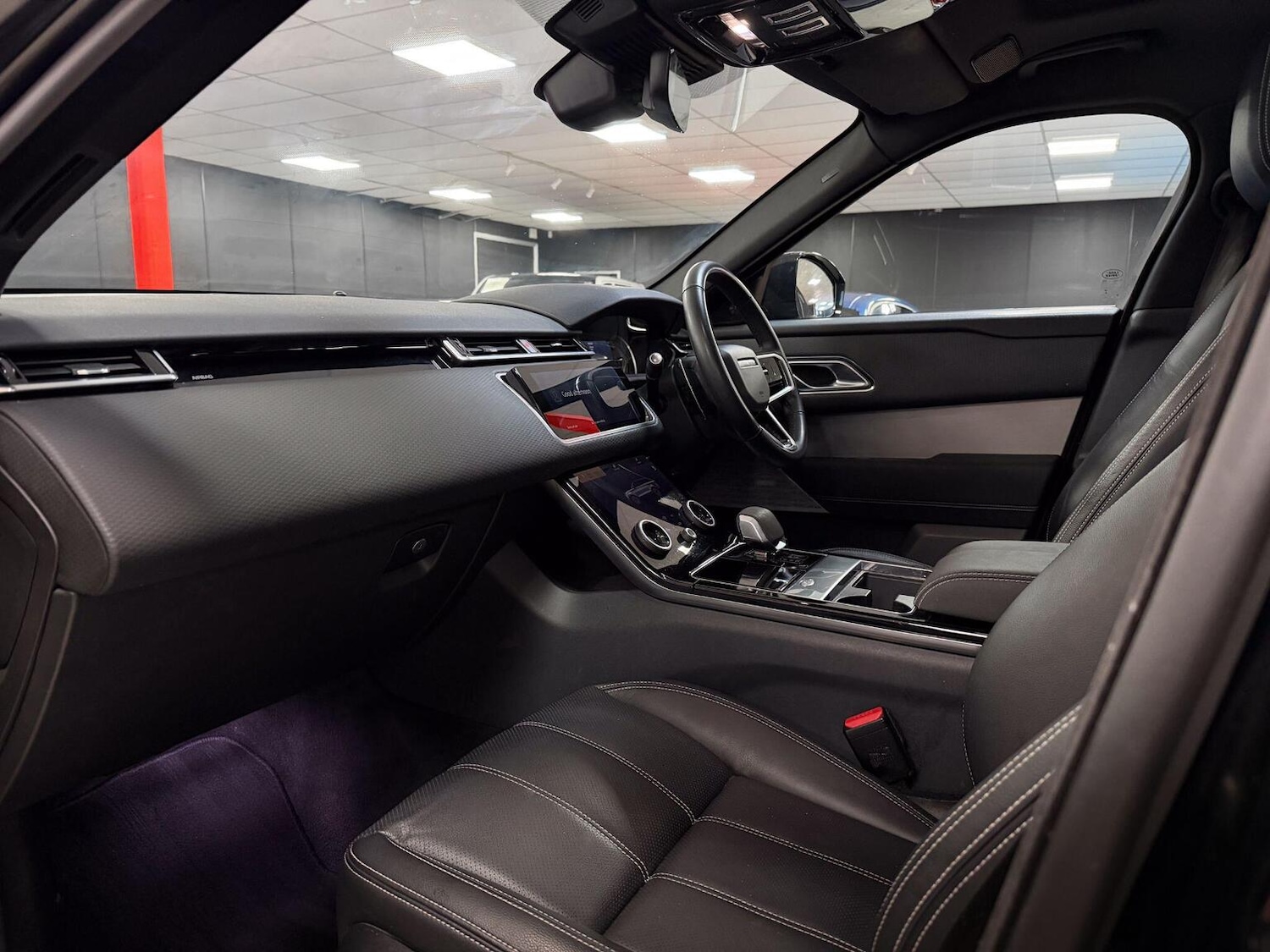 Used Land Rover Range Rover Velar 2023 for sale - 77822378: Photo 18