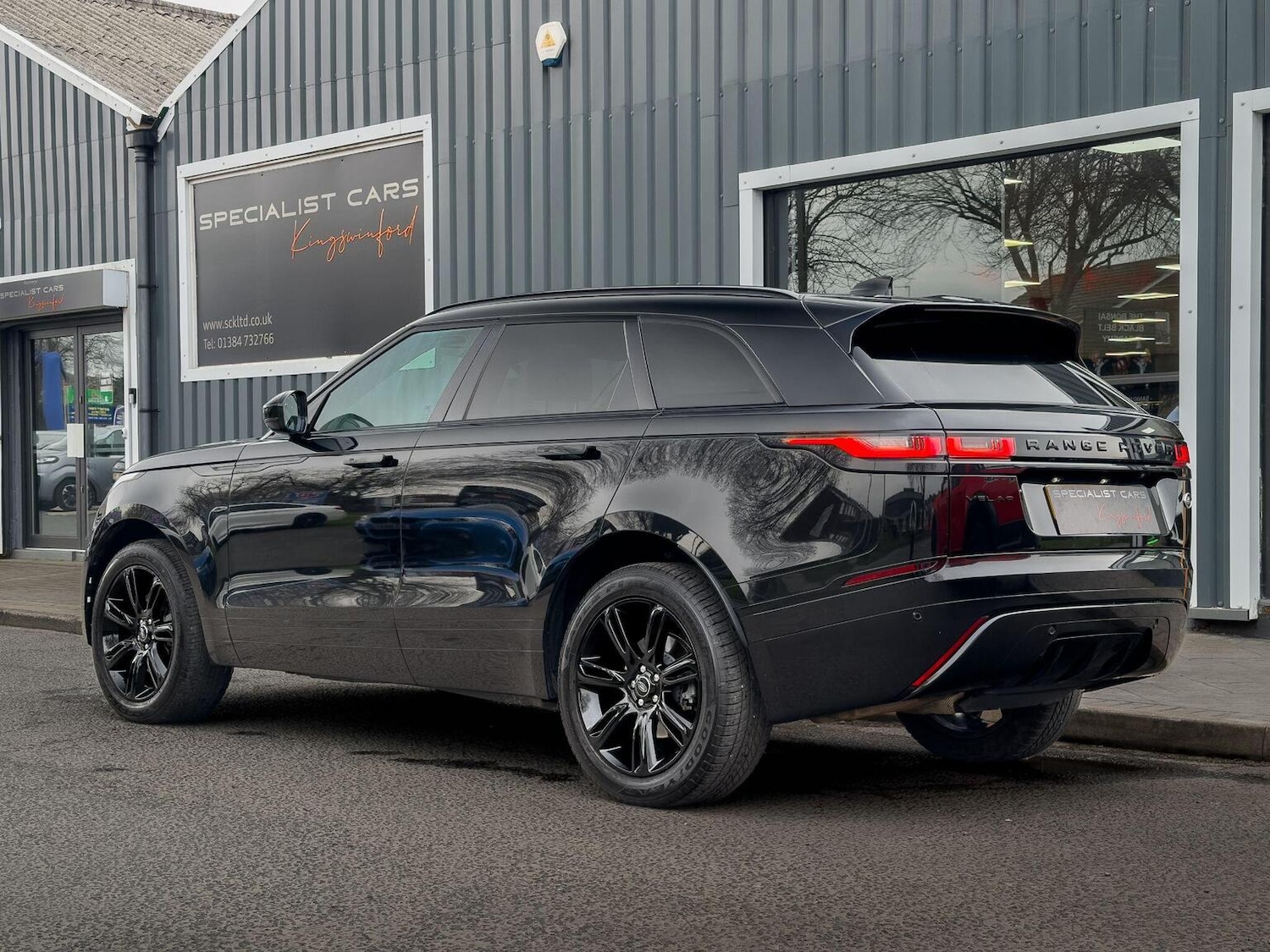 Used Land Rover Range Rover Velar 2023 for sale - 77822378: Photo 2