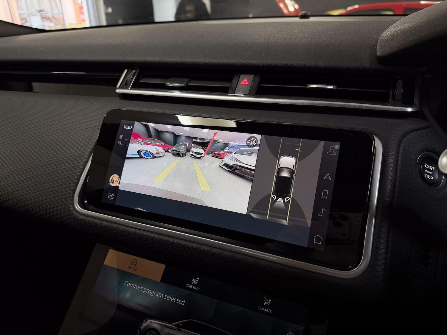 Used Land Rover Range Rover Velar 2023 for sale - 77822378: Photo 24