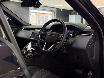 Used Land Rover Range Rover Velar 2023 for sale - 77822378: Photo