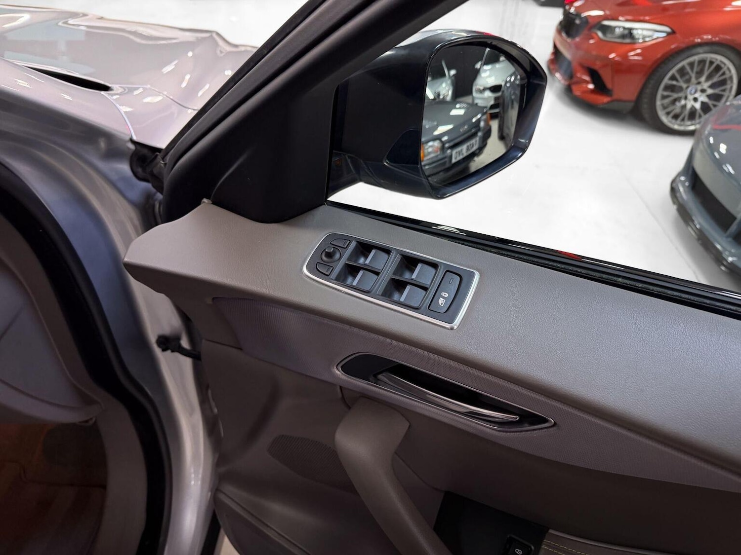 Used Jaguar F-Pace 2019 for sale - 77118674: Photo 30