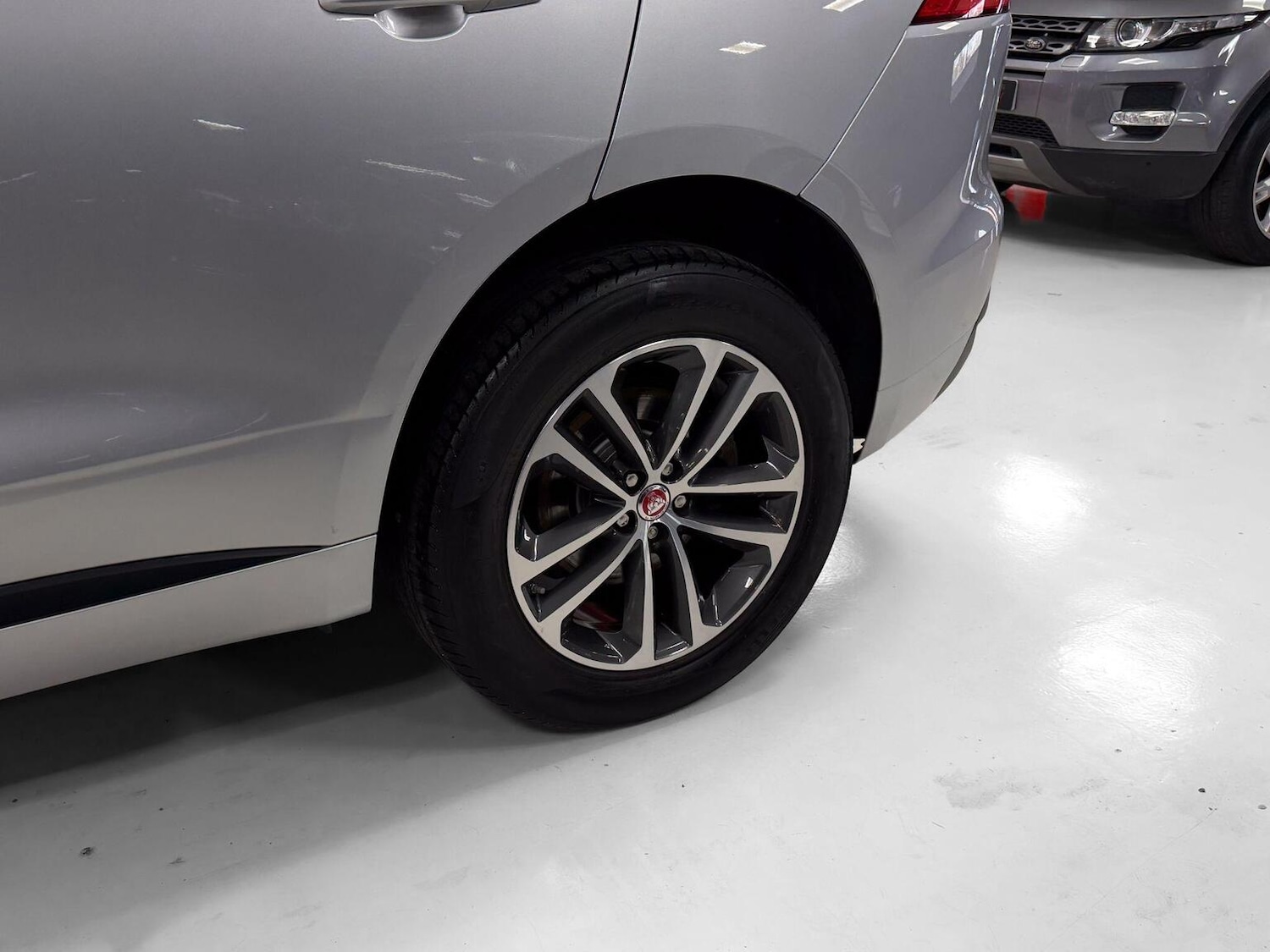 Used Jaguar F-Pace 2019 for sale - 77118674: Photo 37