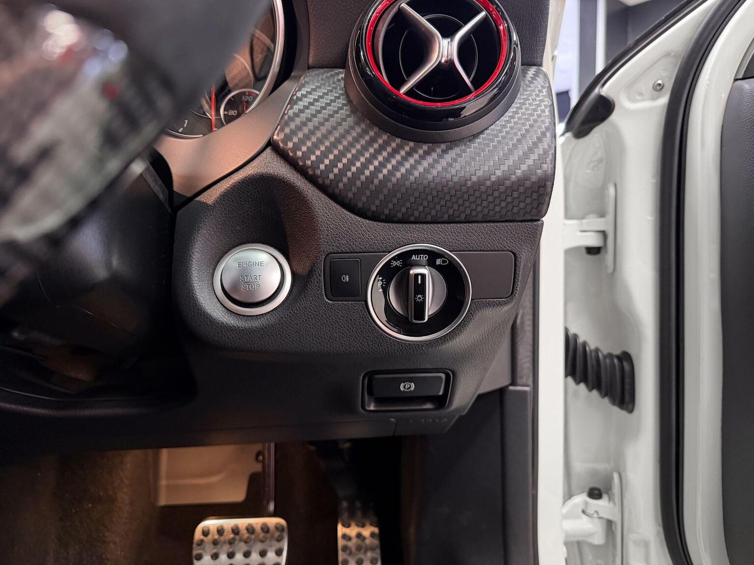 Used Mercedes-Benz A-Class 2016 for sale - 77370595: Photo 36