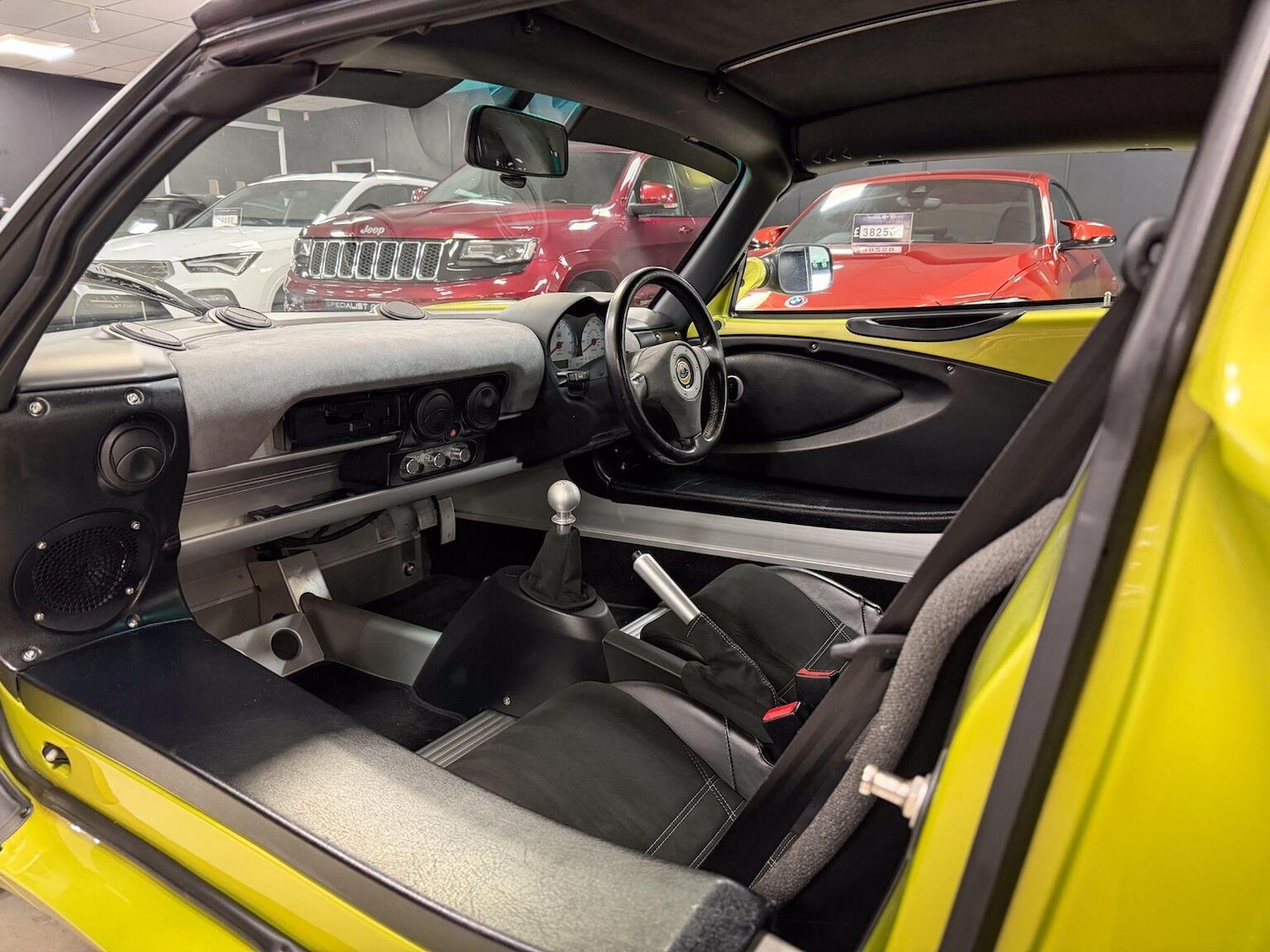 Used Lotus Elise 2006 for sale - 76656341: Photo 30