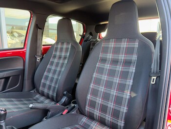 Used Volkswagen up! 2018 for sale - 77749819: Photo