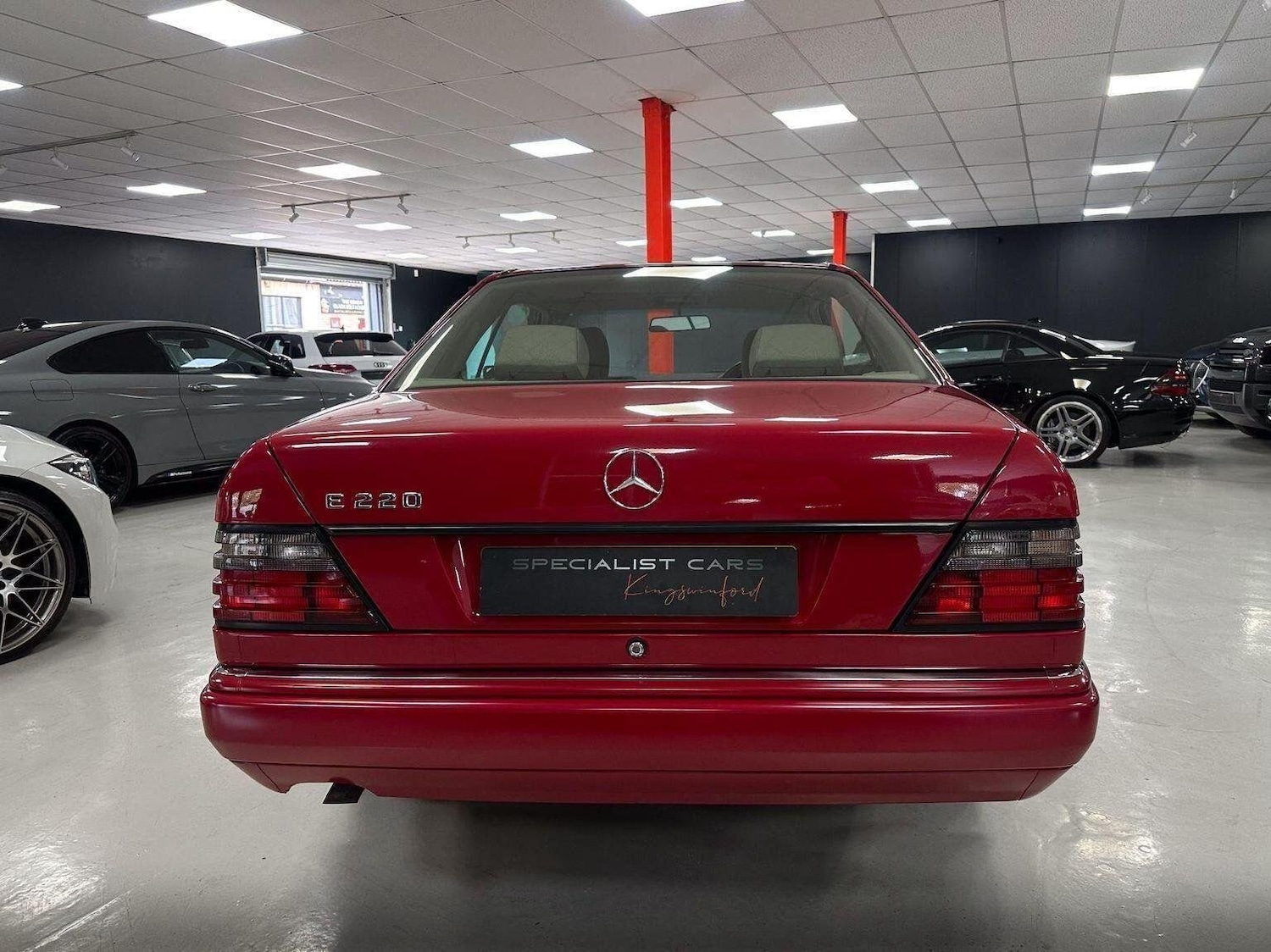 Used Mercedes-Benz E Class 1993 for sale - 76793790: Photo 36