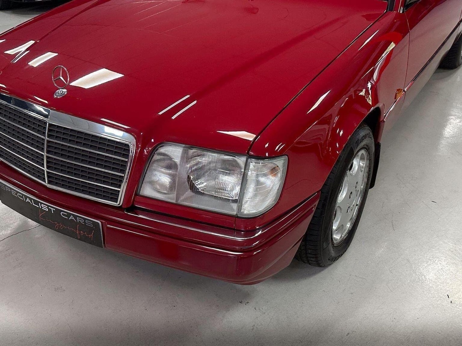 Used Mercedes-Benz E Class 1993 for sale - 76687269: Photo 26