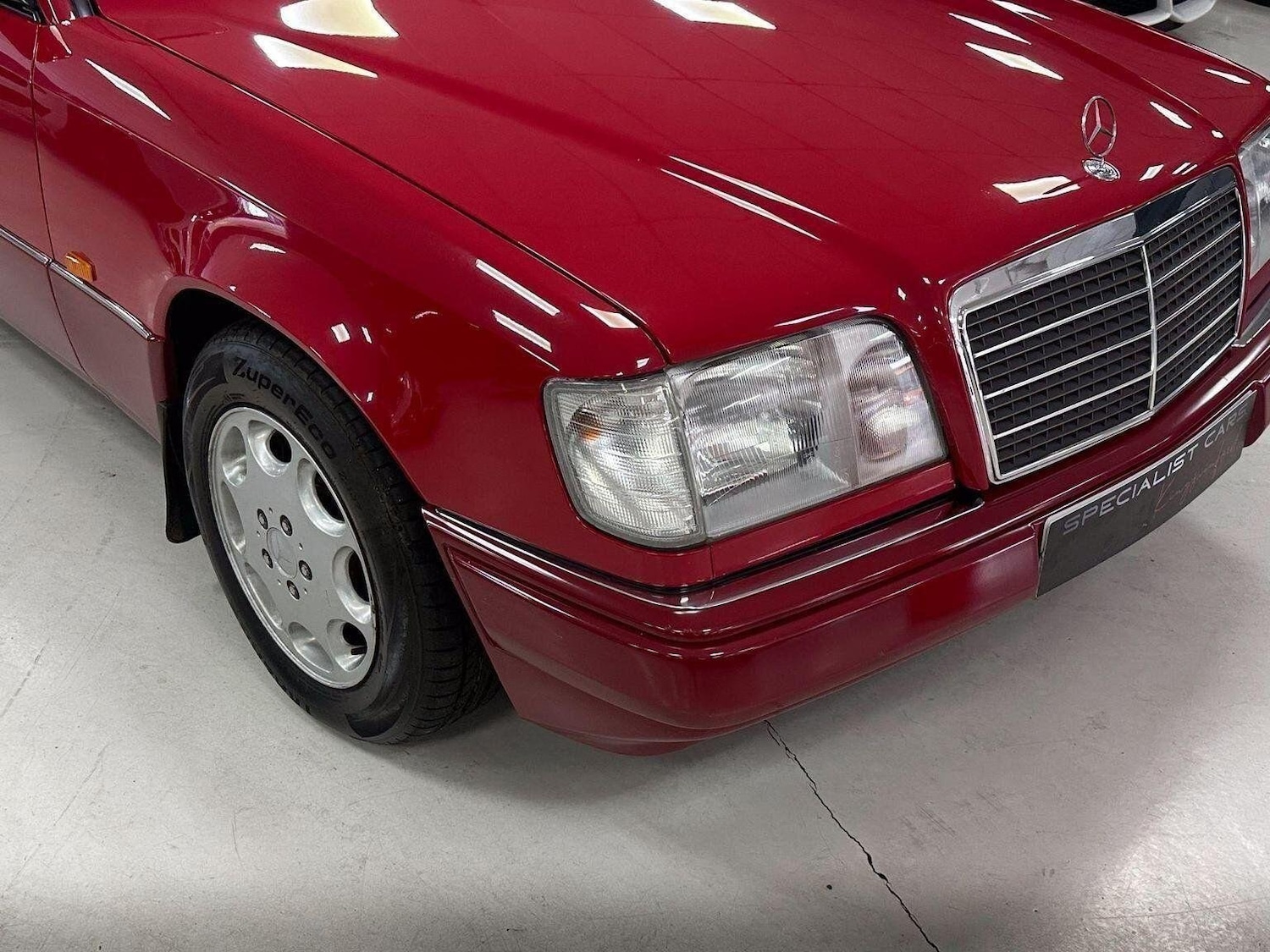 Used Mercedes-Benz E Class 1993 for sale - 76687269: Photo 29