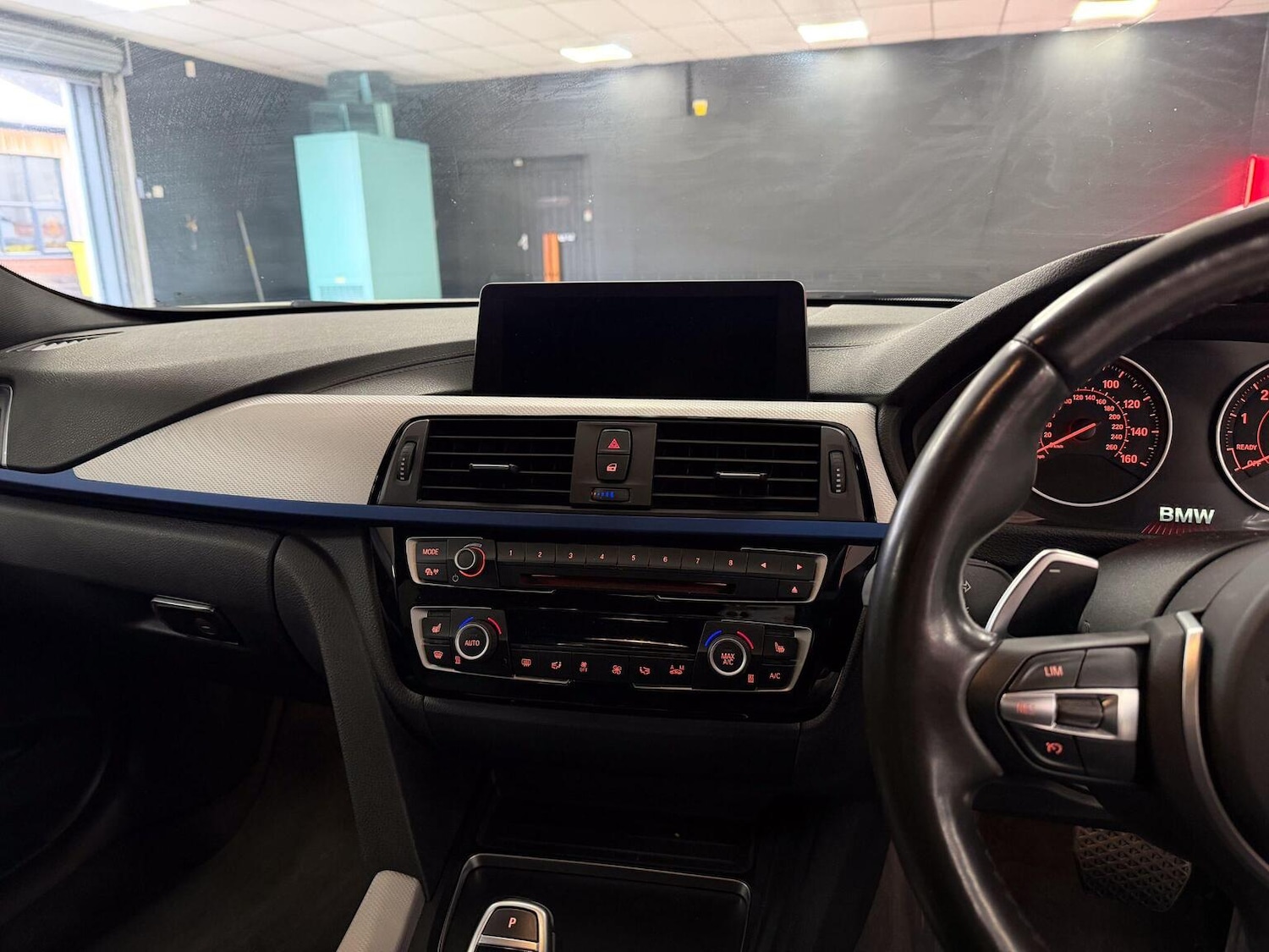 Used BMW 3 Series 2018 for sale - 76656349: Photo 17