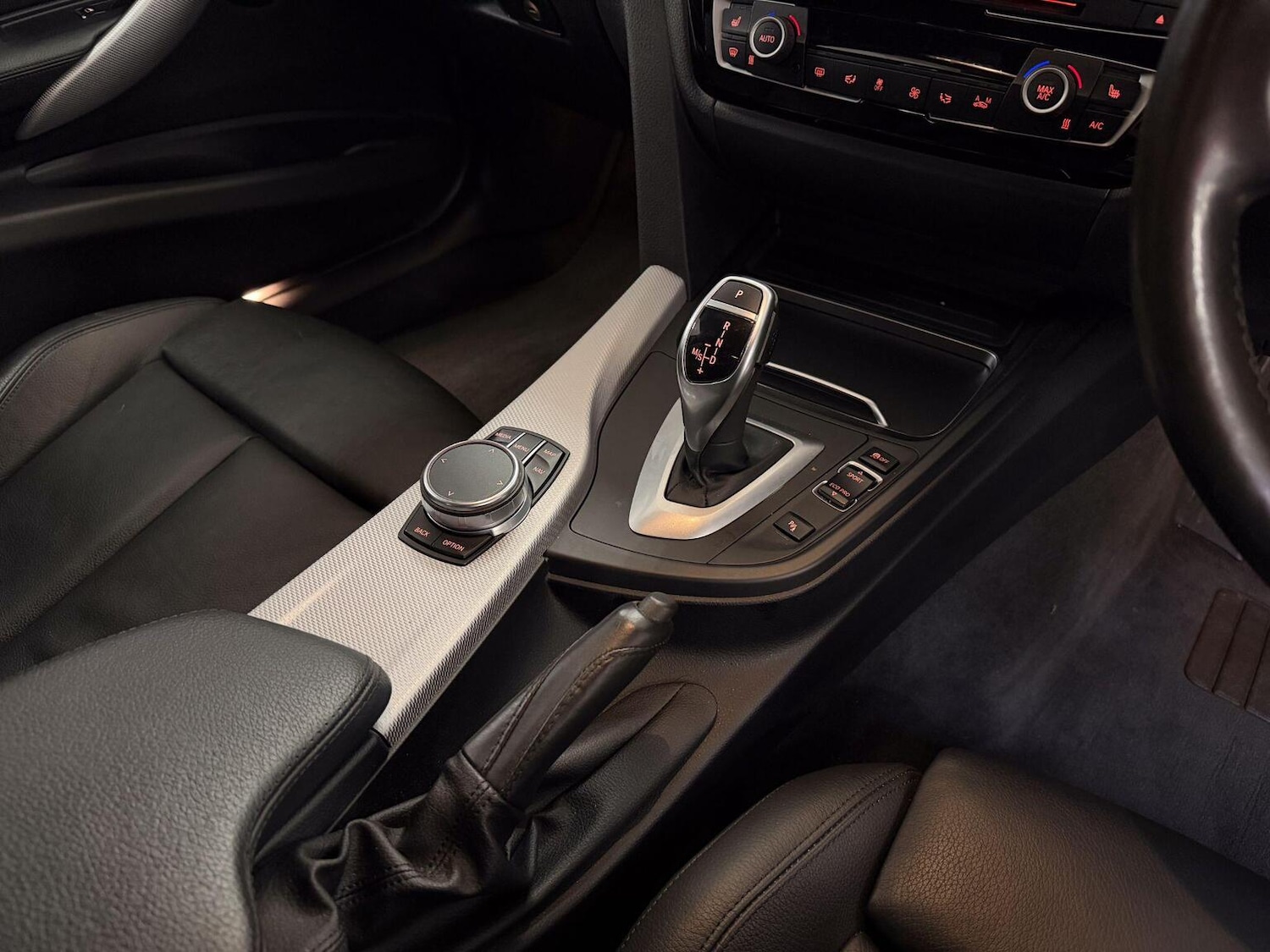 Used BMW 3 Series 2018 for sale - 76656349: Photo 19