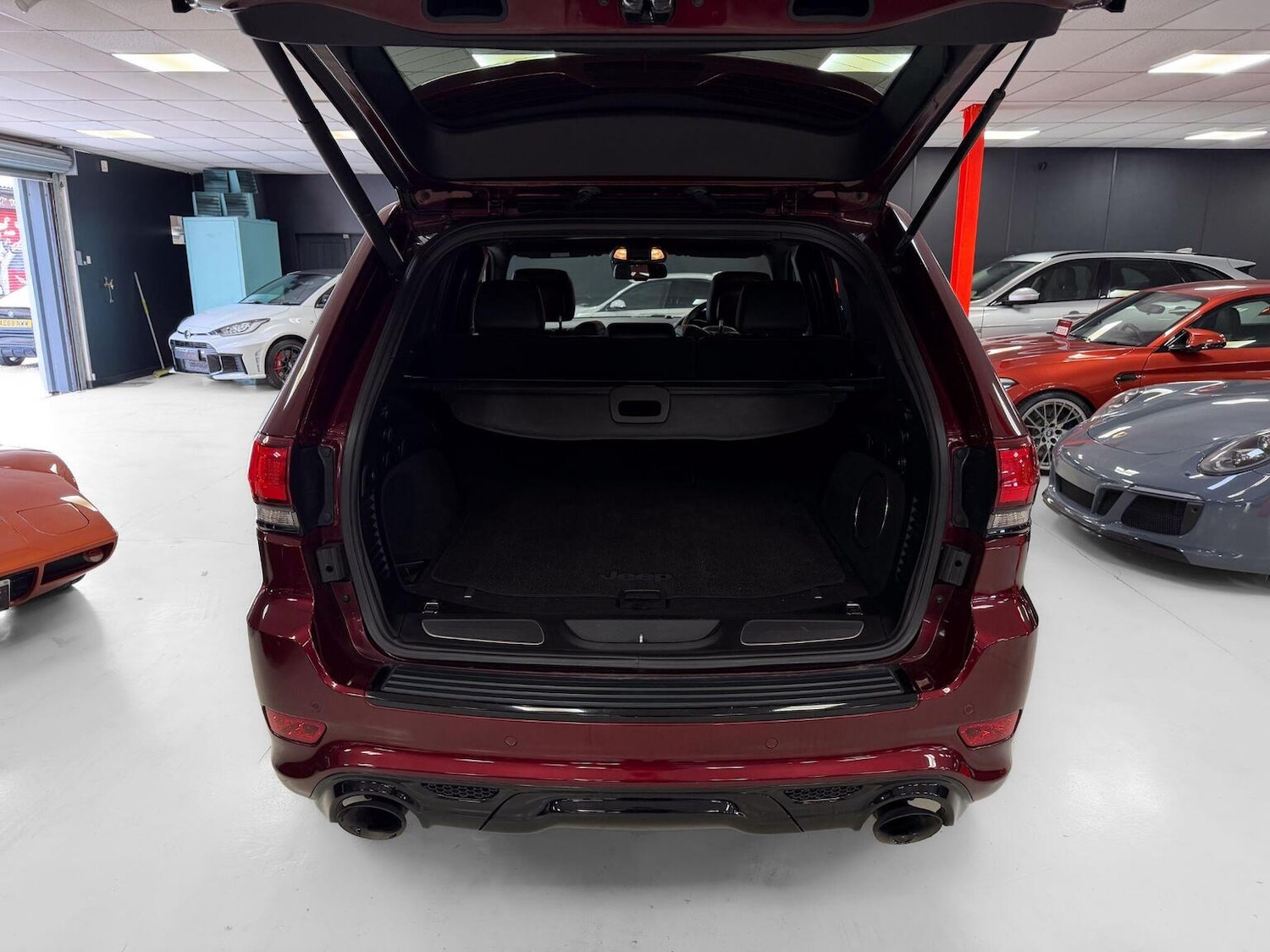 Used Jeep Grand Cherokee 2017 for sale - 76793786: Photo 38