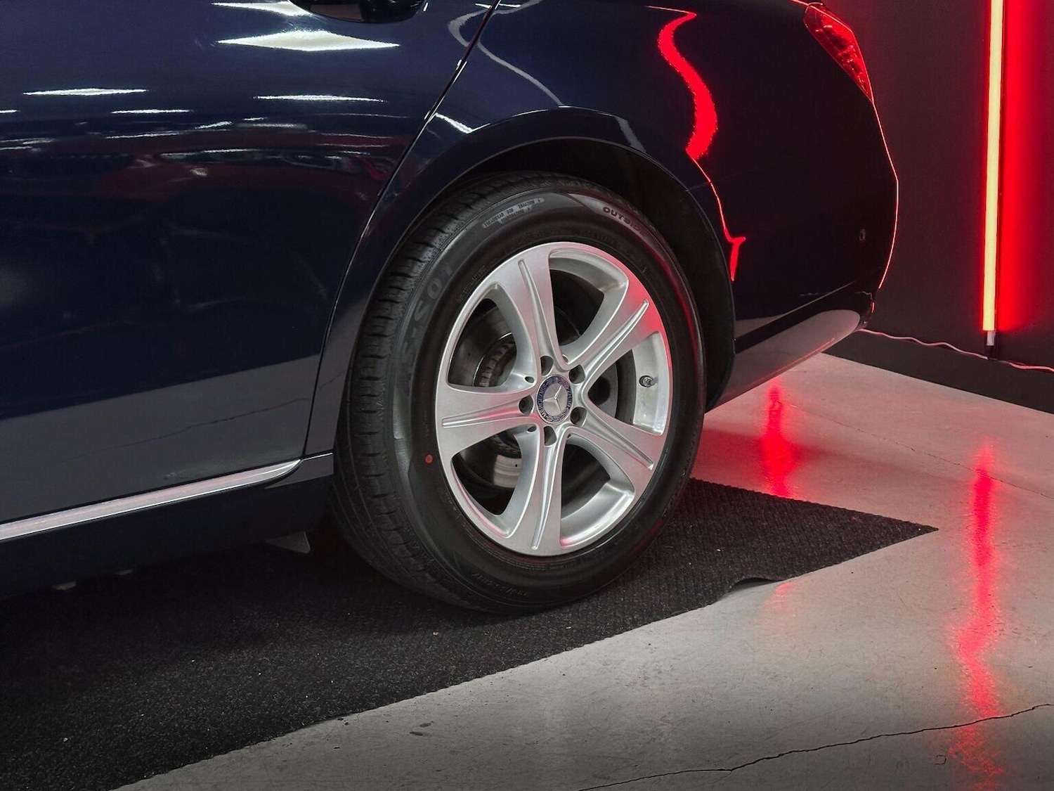 Used Mercedes-Benz E Class 2016 for sale - 76397027: Photo 23