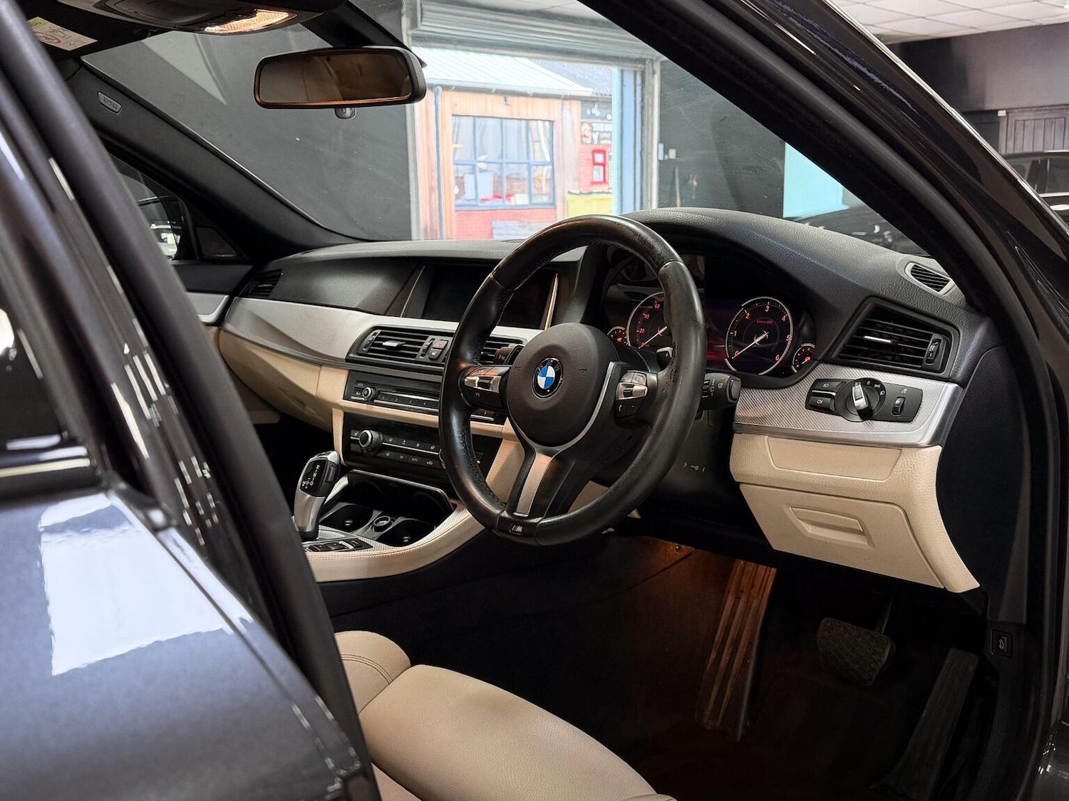 Used BMW 5 Series 2014 for sale - 78084392: Photo 15
