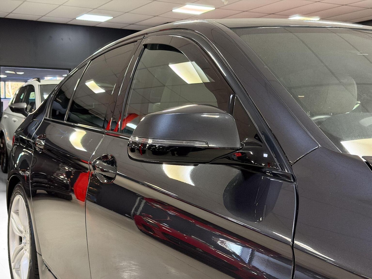 Used BMW 5 Series 2014 for sale - 78084392: Photo 39