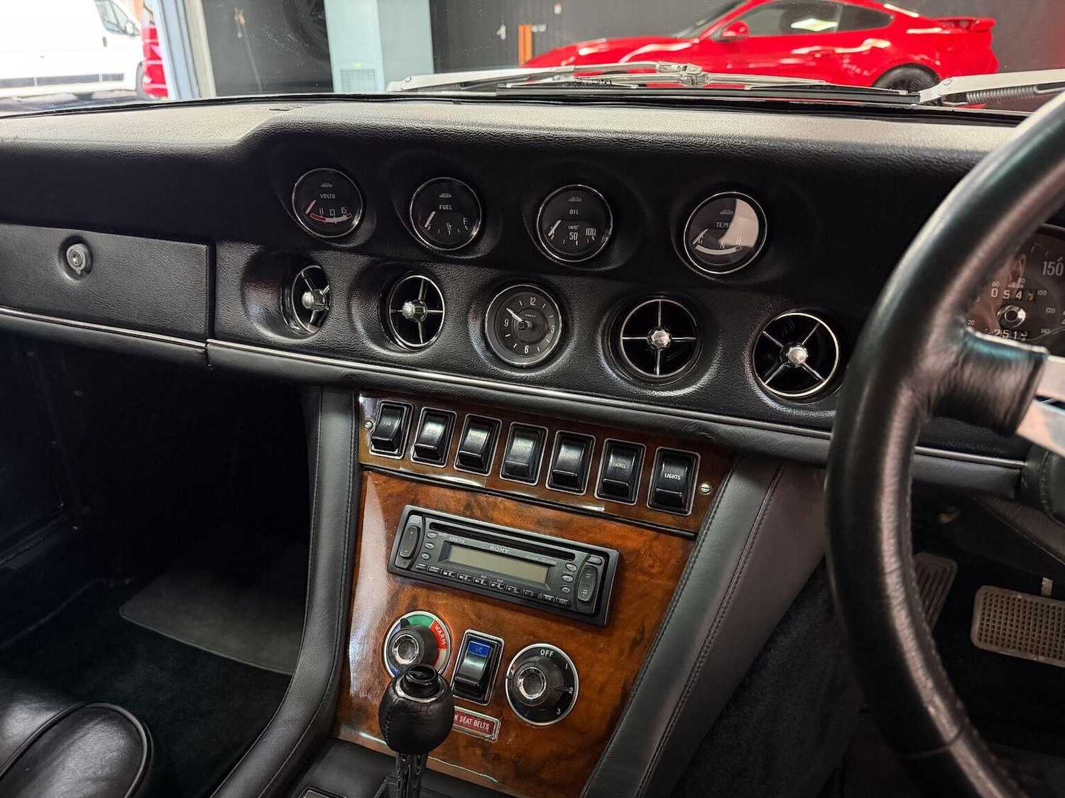 Used Jensen Interceptor 1972 for sale - 76656334: Photo 20