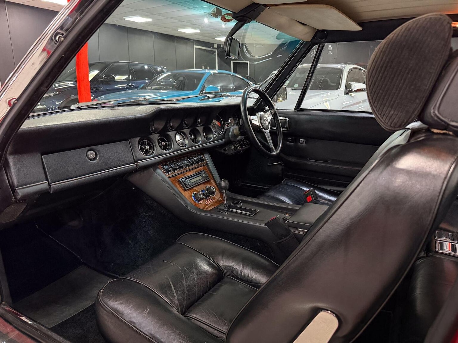 Used Jensen Interceptor 1972 for sale - 76656334: Photo 25