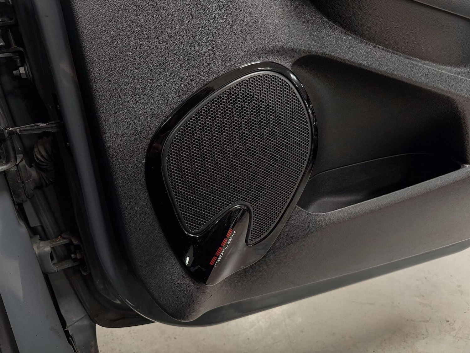 Used Renault Clio 2018 for sale - 76656370: Photo 26