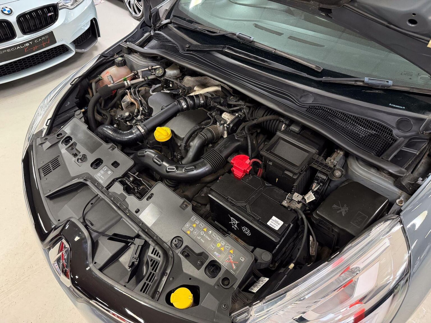 Used Renault Clio 2018 for sale - 76656370: Photo 32