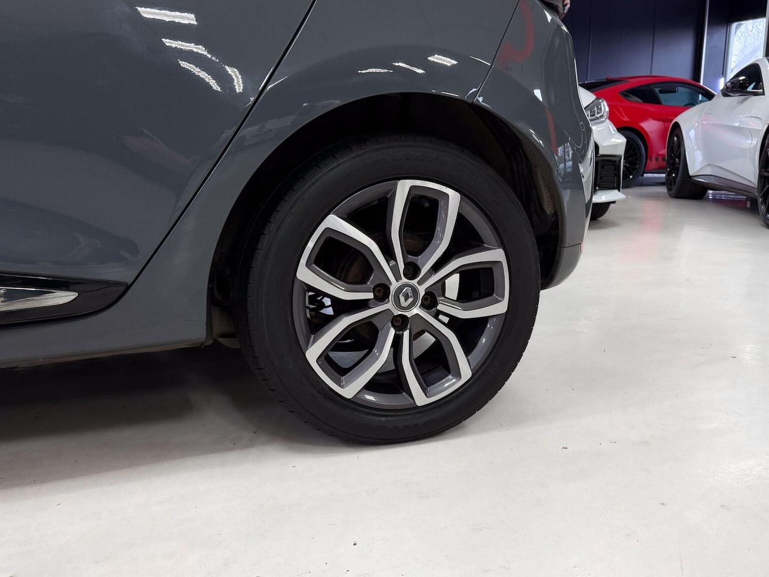 Used Renault Clio 2018 for sale - 76656370: Photo 33