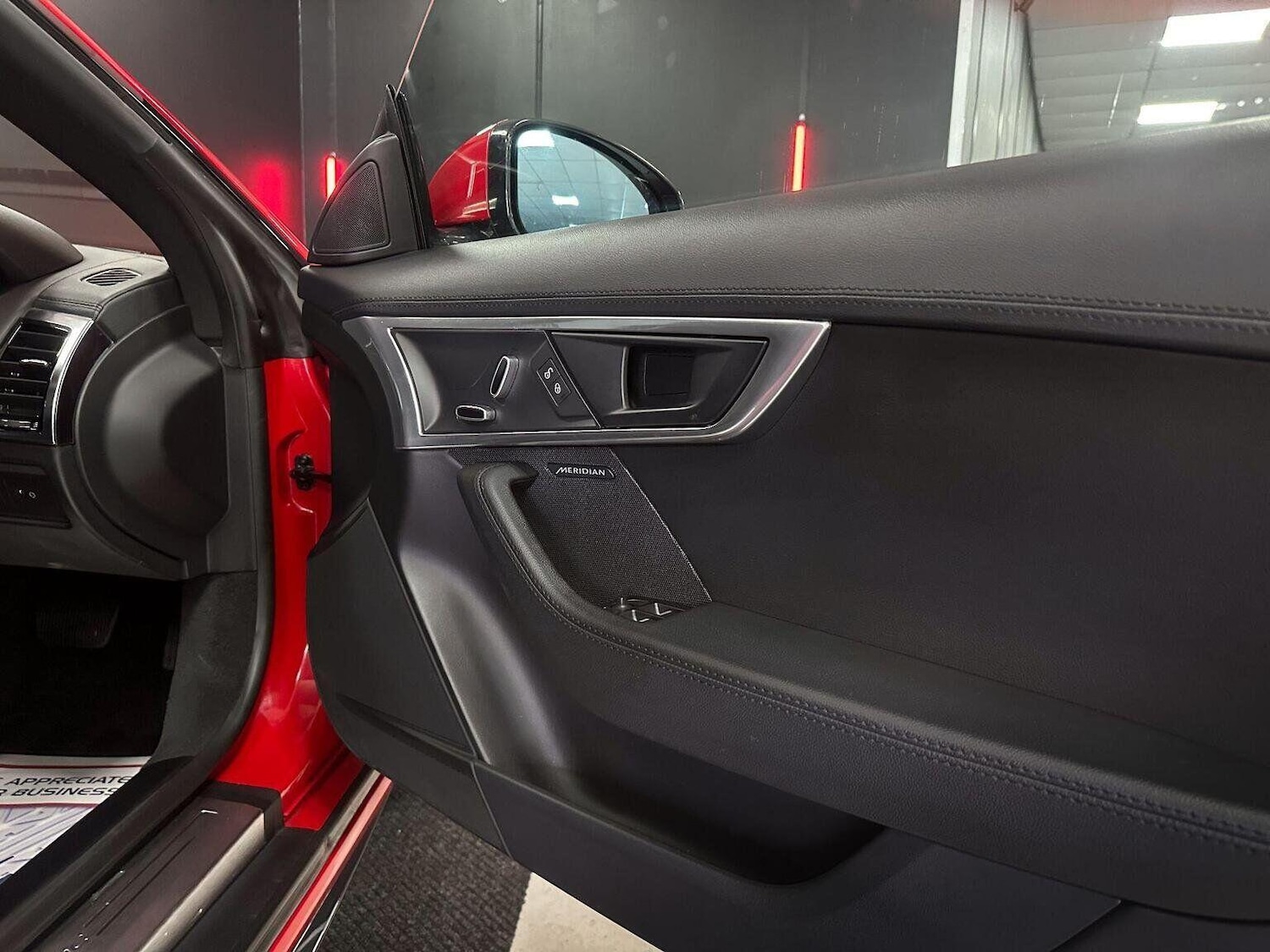 Used Jaguar F-Type 2018 for sale - 76687251: Photo 22