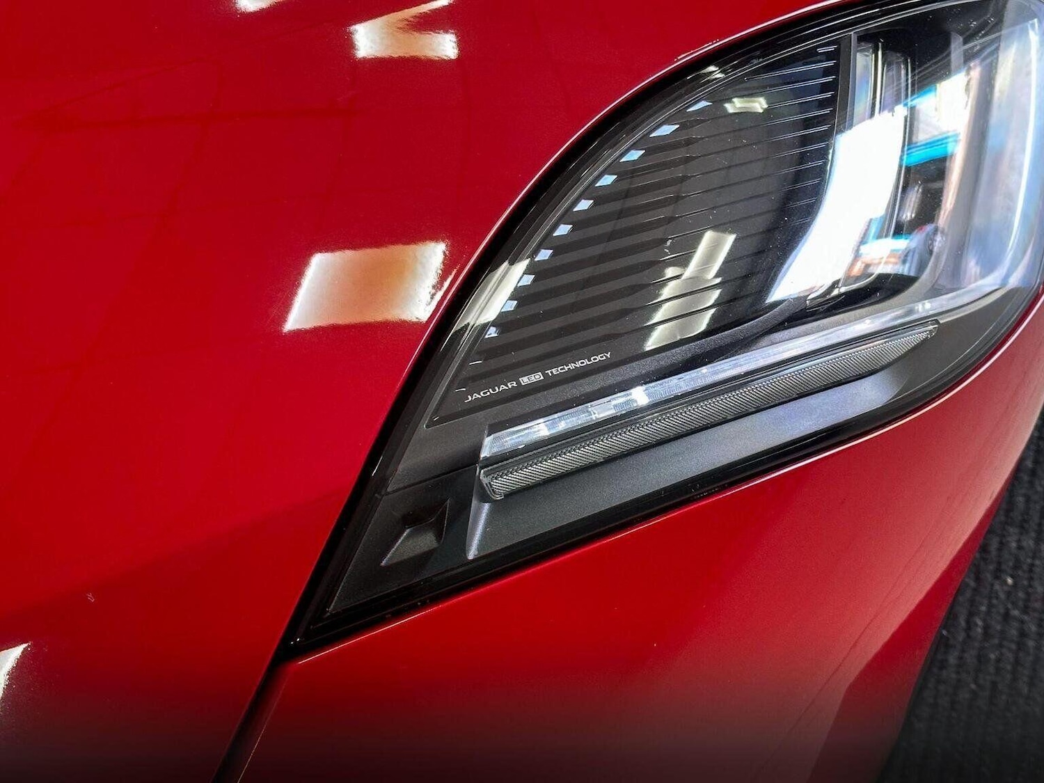 Used Jaguar F-Type 2018 for sale - 76687251: Photo 35