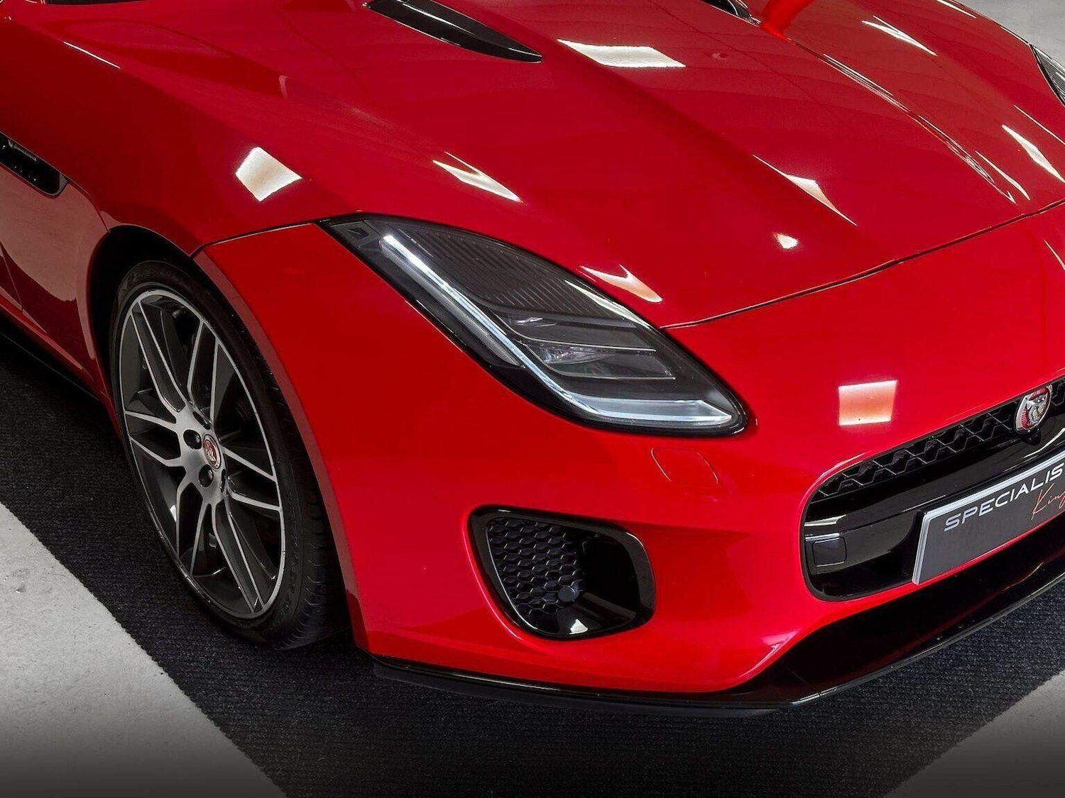 Used Jaguar F-Type 2018 for sale - 76687251: Photo 5