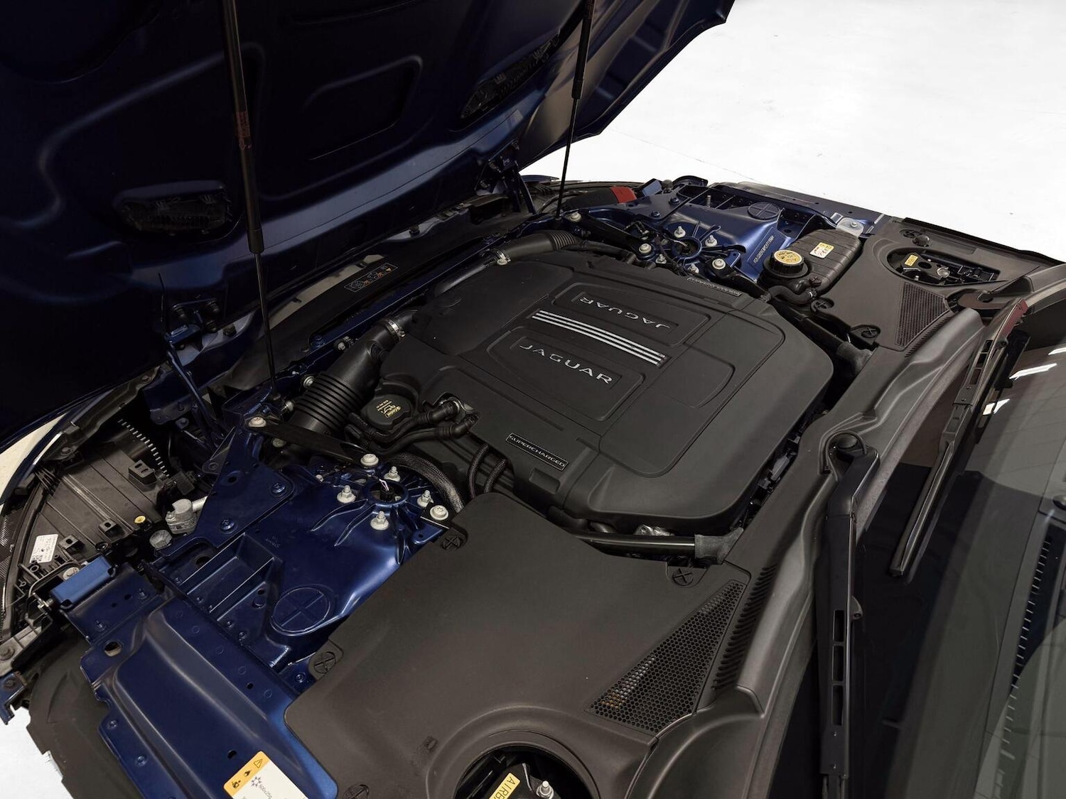 Used Jaguar F-Type 2020 for sale - 77643809: Photo 44