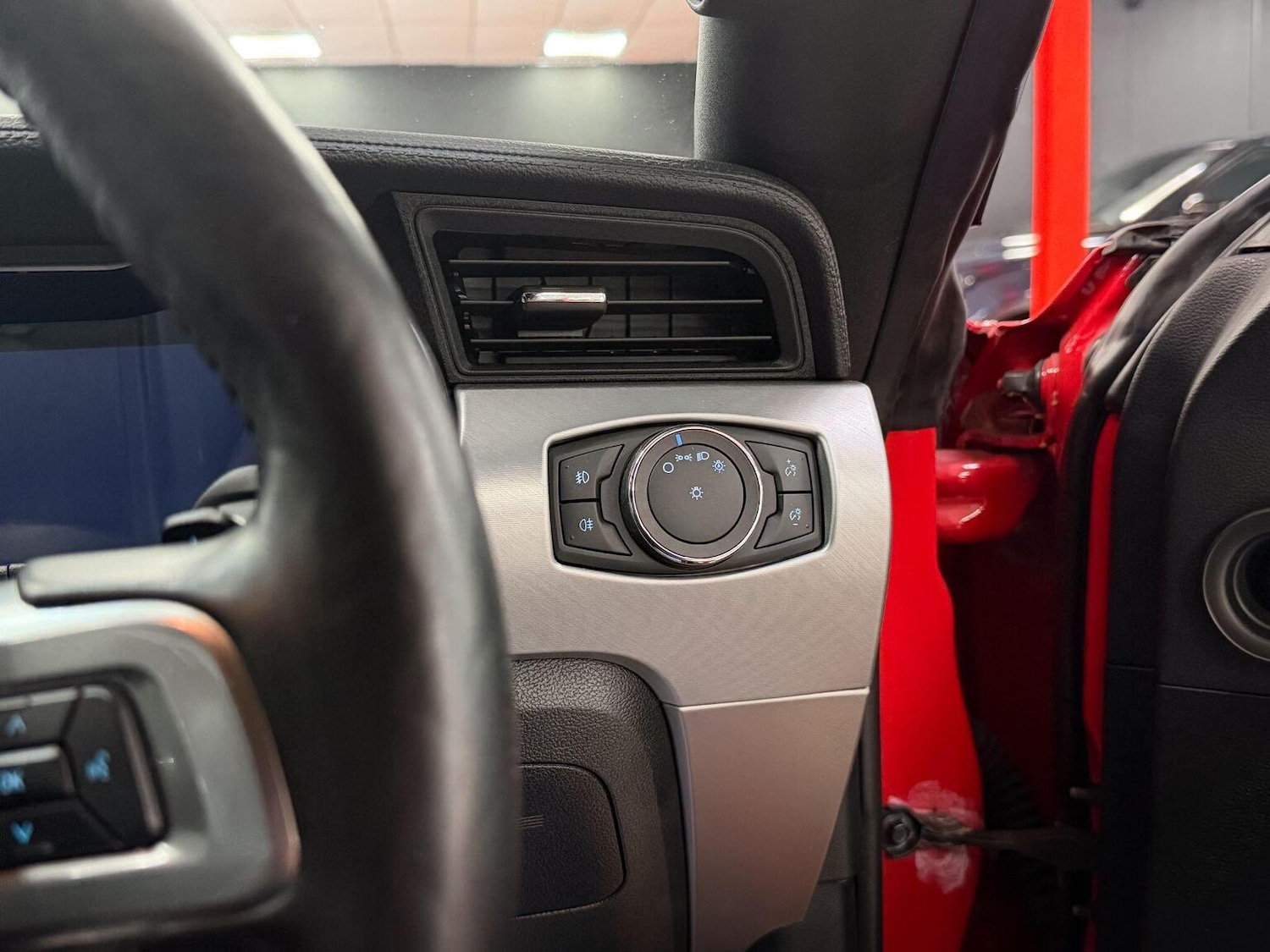 Used Ford Mustang 2019 for sale - 76455513: Photo 28