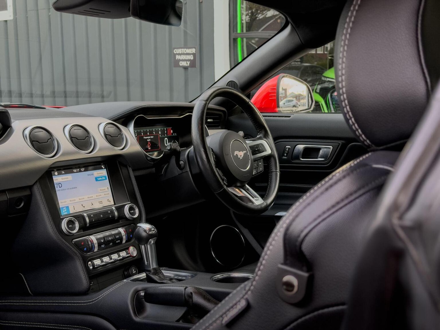 Used Ford Mustang 2019 for sale - 76455513: Photo 3