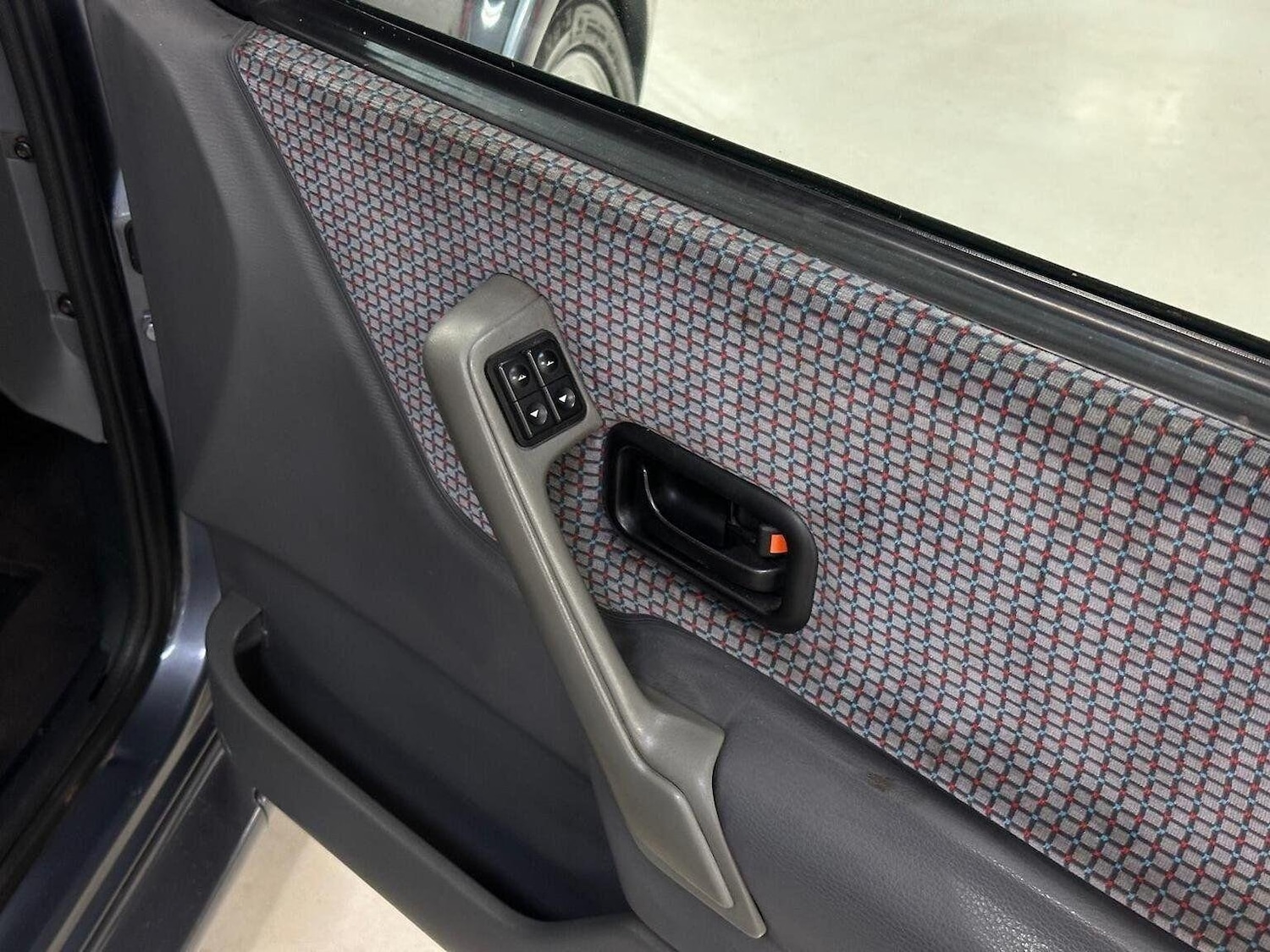 Used Ford Escort 1989 for sale - 76793793: Photo 28