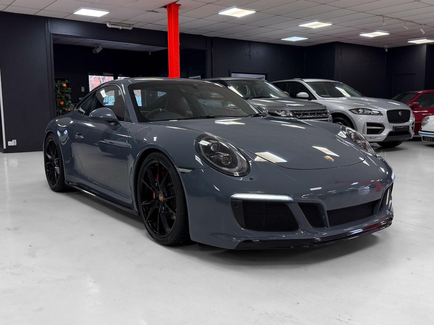 Used Porsche 911 2018 for sale - 77129567: Photo 11
