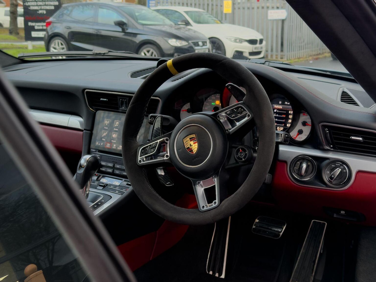 Used Porsche 911 2018 for sale - 77129567: Photo 18