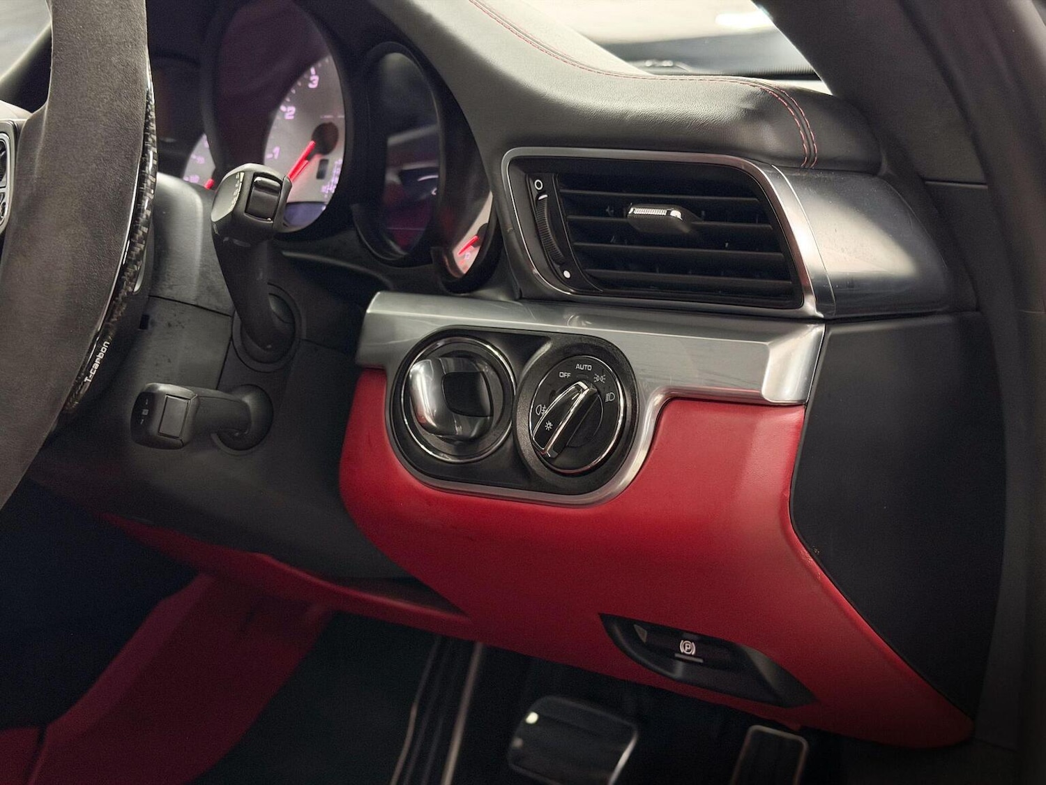 Used Porsche 911 2018 for sale - 77129567: Photo 25