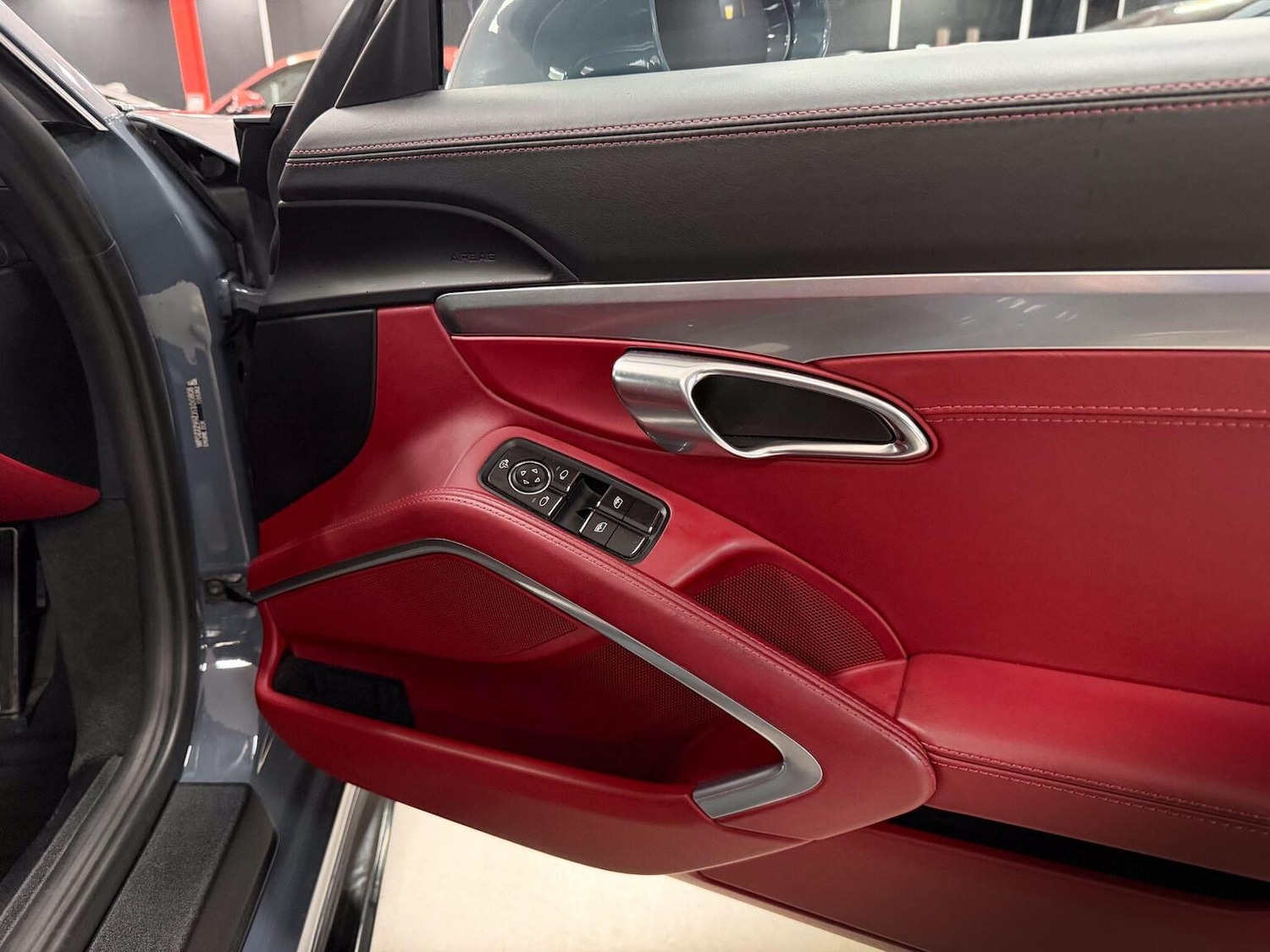 Used Porsche 911 2018 for sale - 77129567: Photo 27