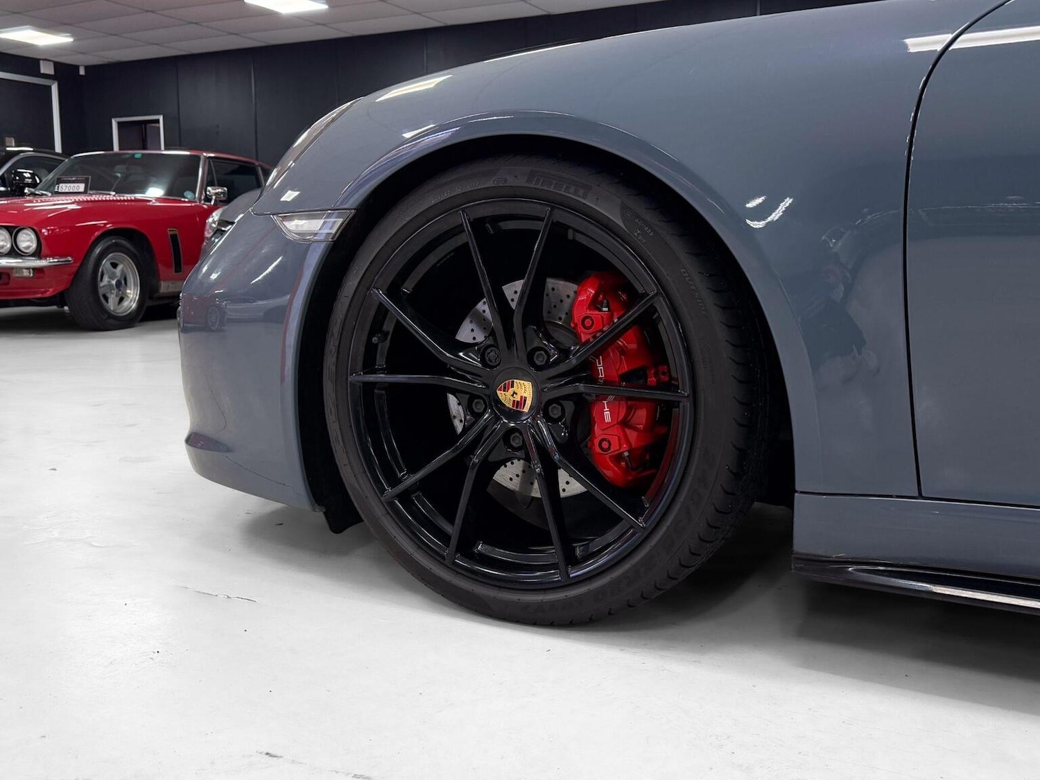 Used Porsche 911 2018 for sale - 77129567: Photo 48