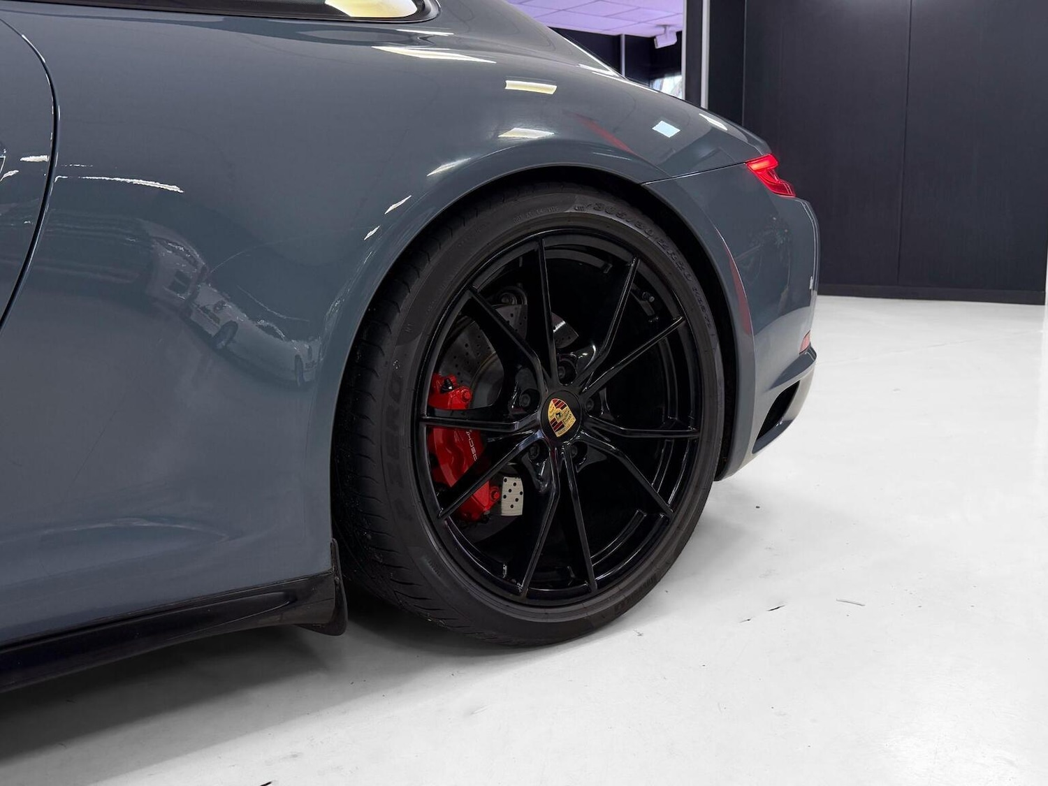 Used Porsche 911 2018 for sale - 77129567: Photo 51