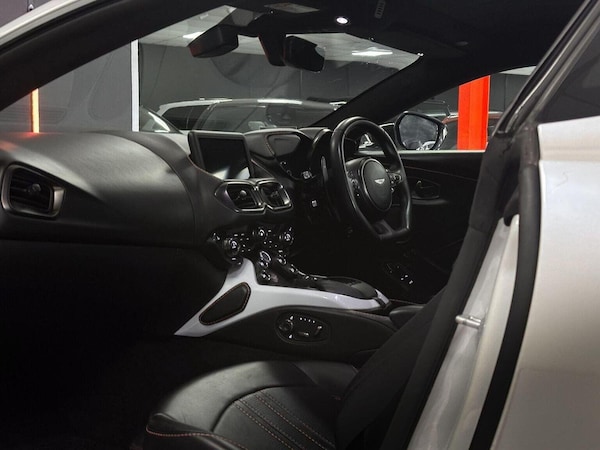 Used Aston Martin Vantage 2020 for sale - 76293224: Photo 42