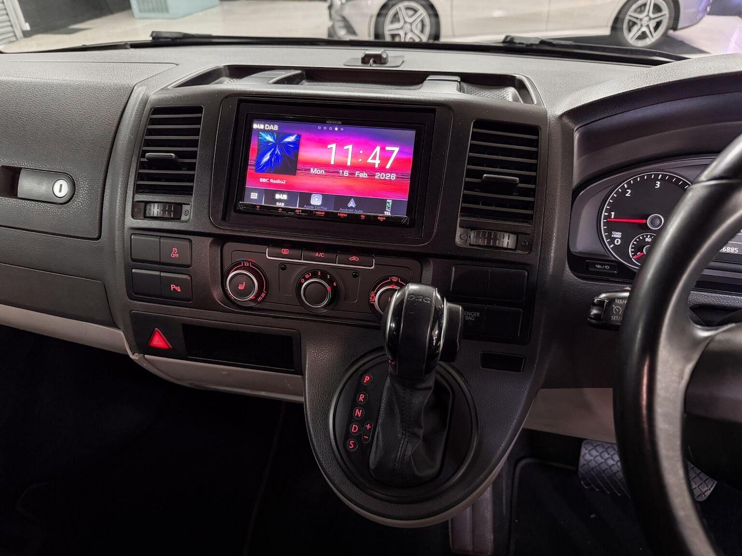 Used Volkswagen Transporter Sportline 2015 for sale - 77465730: Photo 23