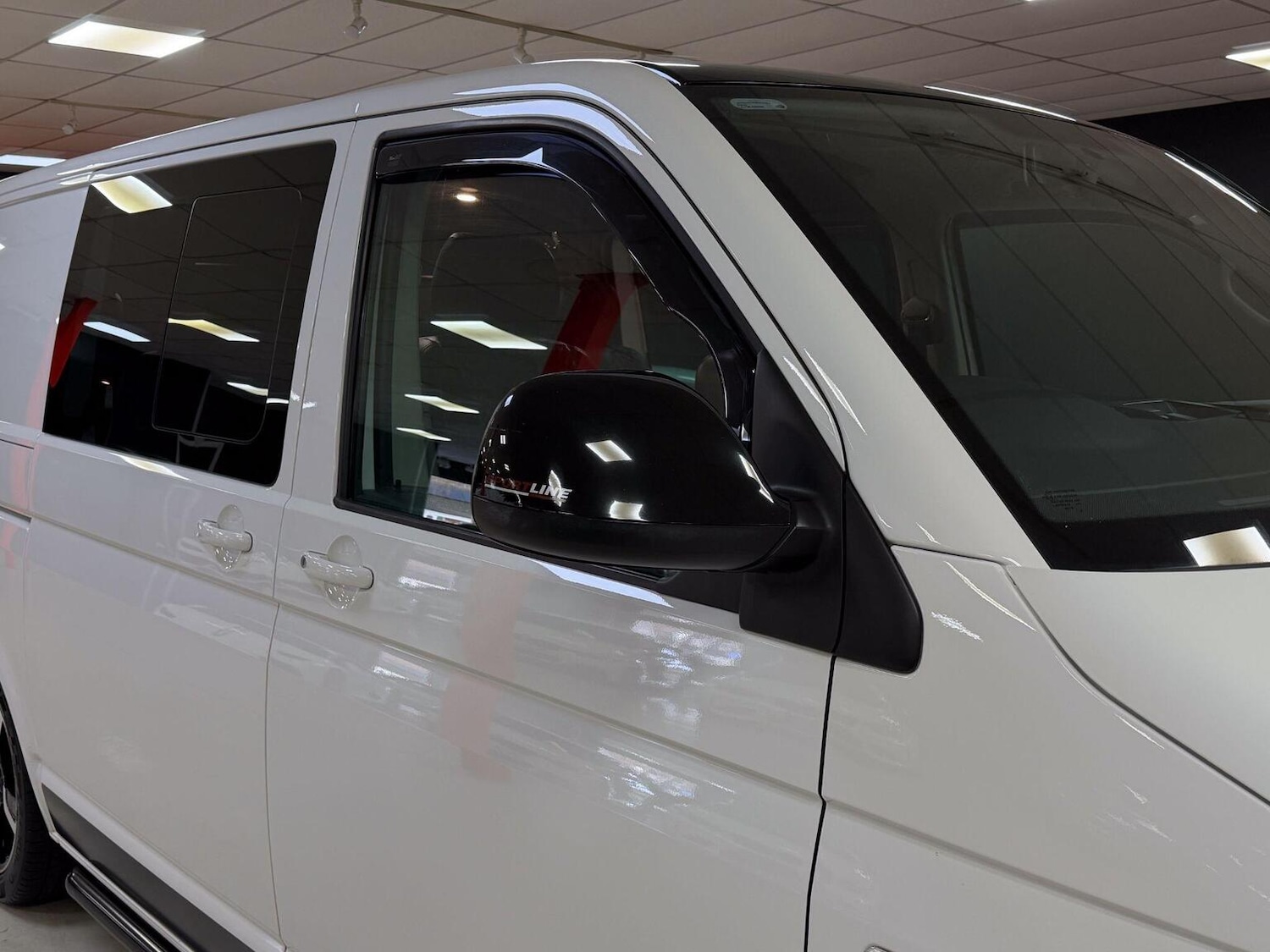 Used Volkswagen Transporter Sportline 2015 for sale - 77465730: Photo 31