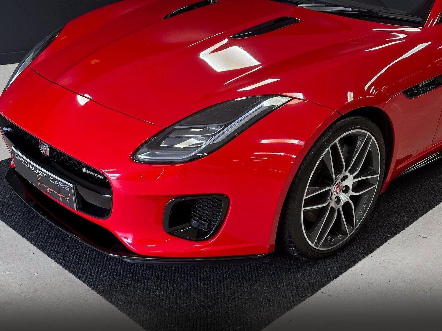 Used Jaguar F-Type 2018 for sale - 76571060: Photo 34