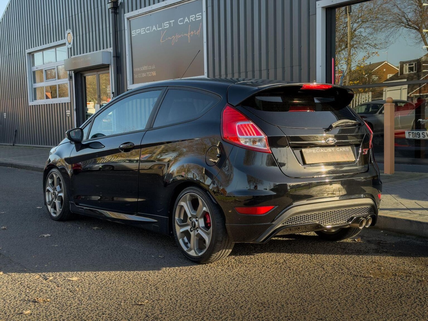 Used Ford Fiesta 2016 for sale - 76656374: Photo 2