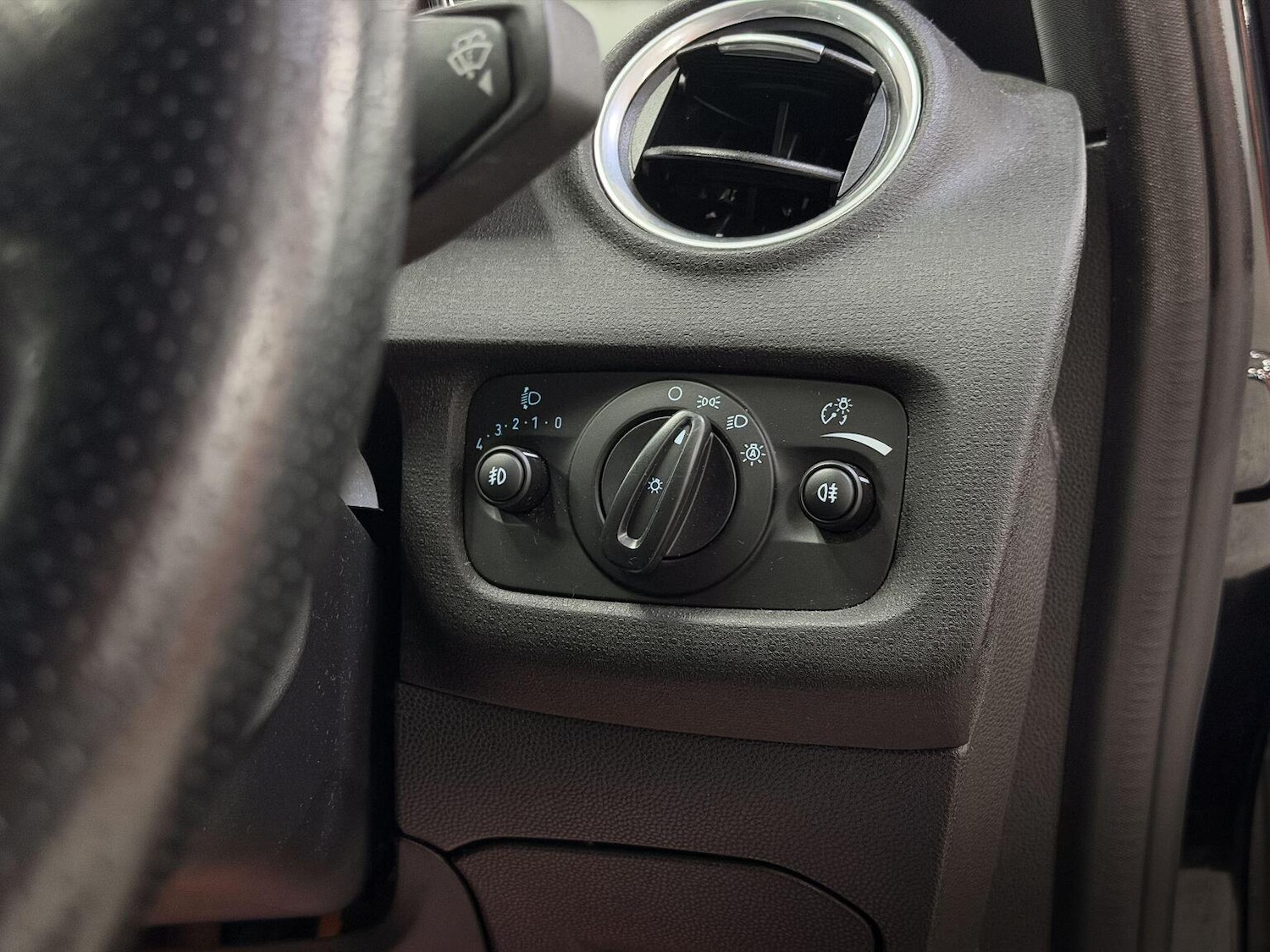 Used Ford Fiesta 2016 for sale - 76656374: Photo 28