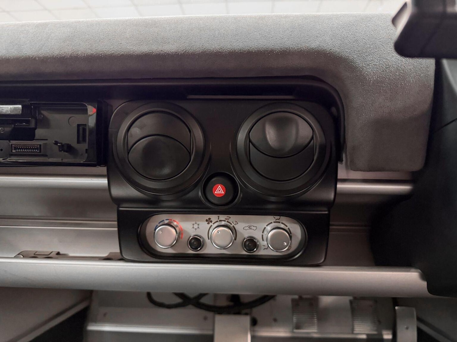 Used Lotus Elise 2006 for sale - 76418281: Photo 32