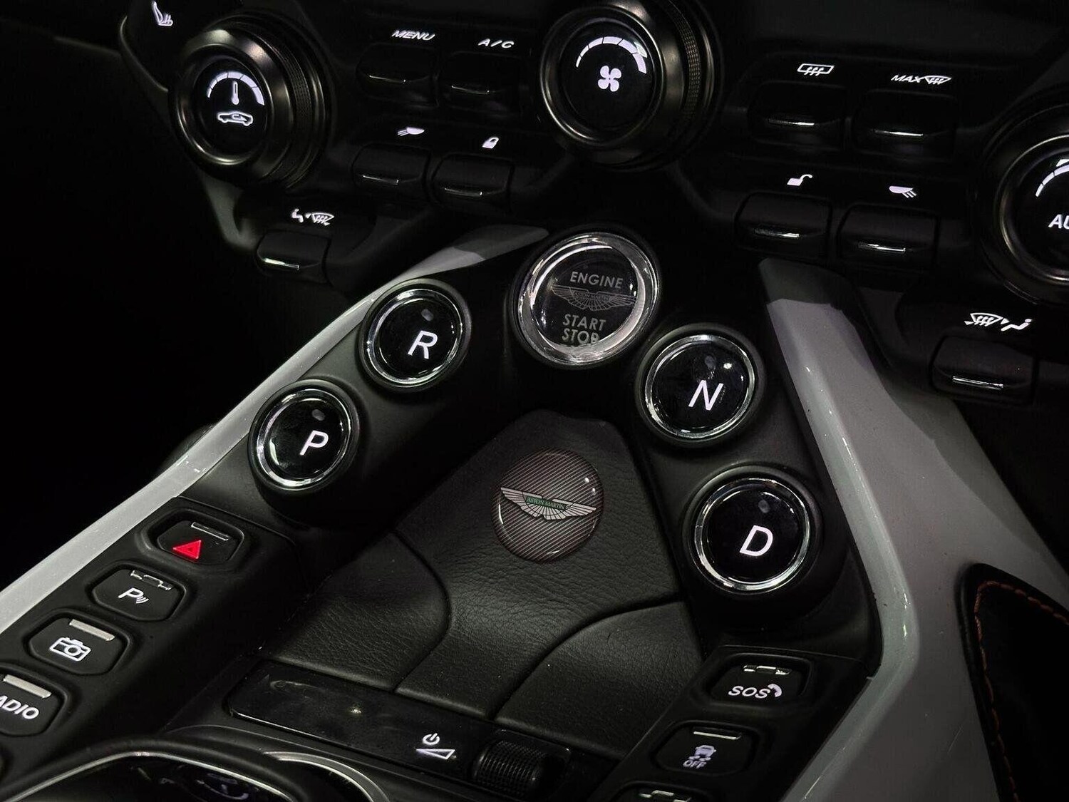 Used Aston Martin Vantage 2020 for sale - 76687258: Photo 18