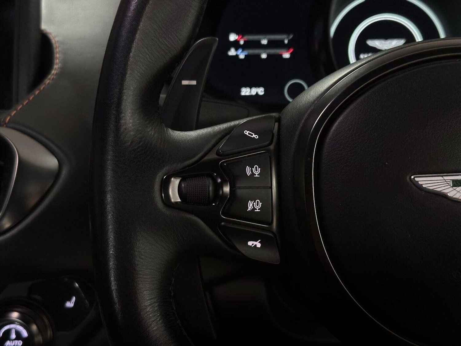 Used Aston Martin Vantage 2020 for sale - 76687258: Photo 25