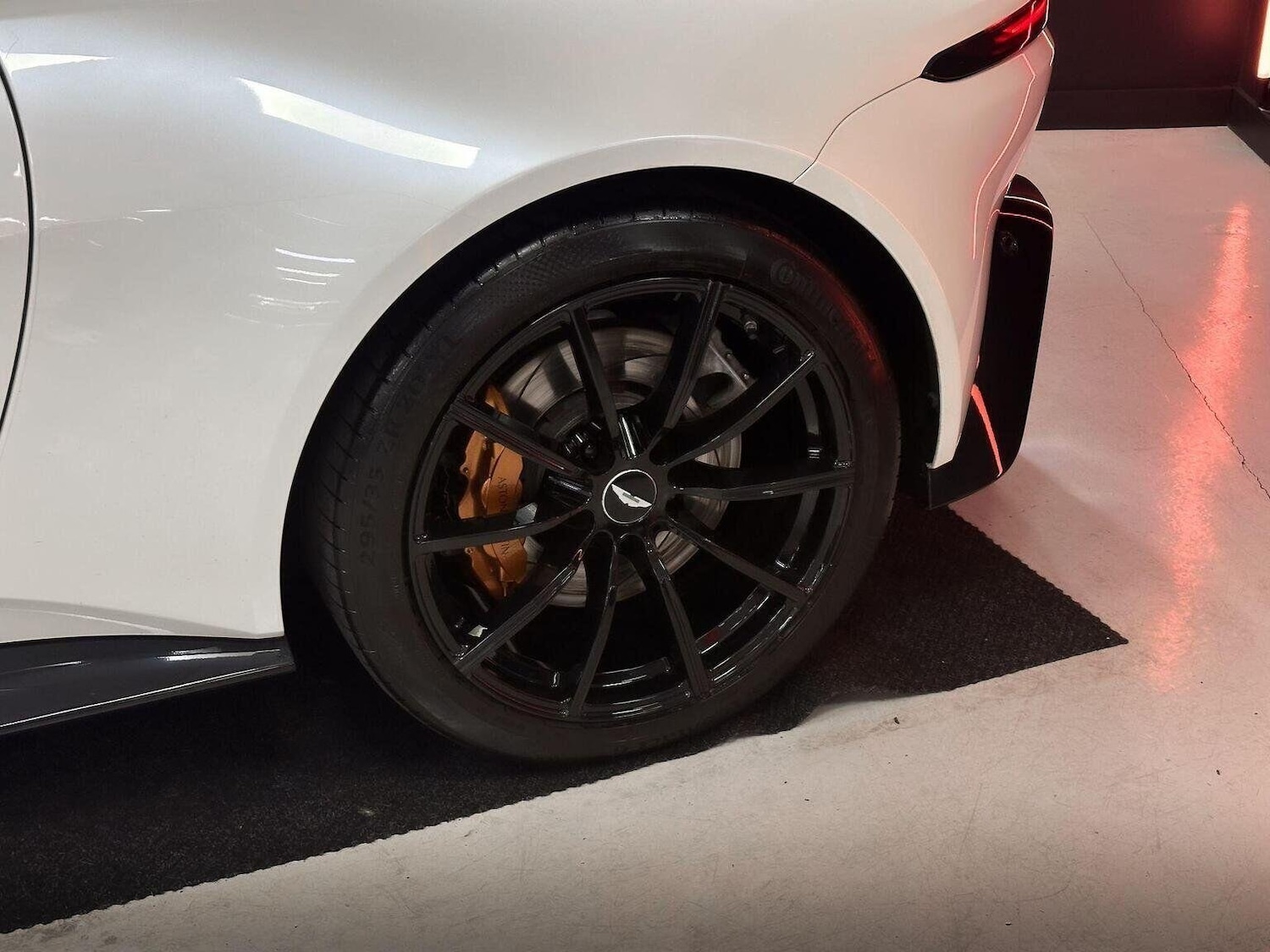 Used Aston Martin Vantage 2020 for sale - 76687258: Photo 30