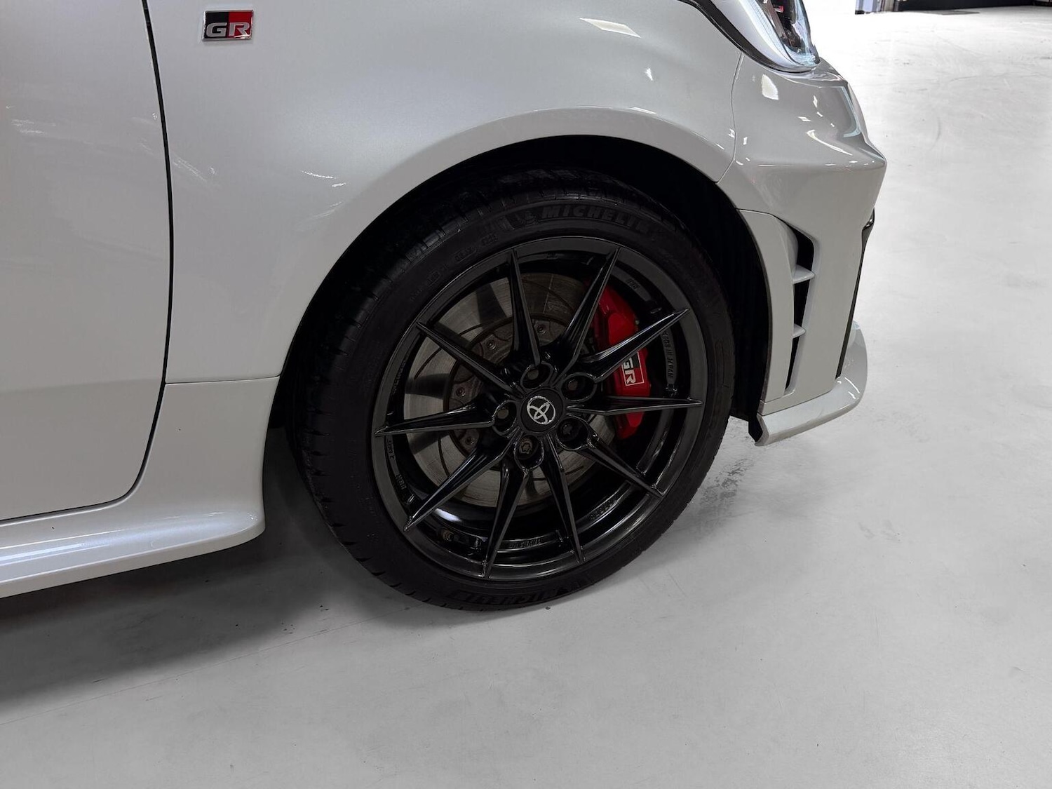 Used Toyota Yaris 2024 for sale - 76741392: Photo 44