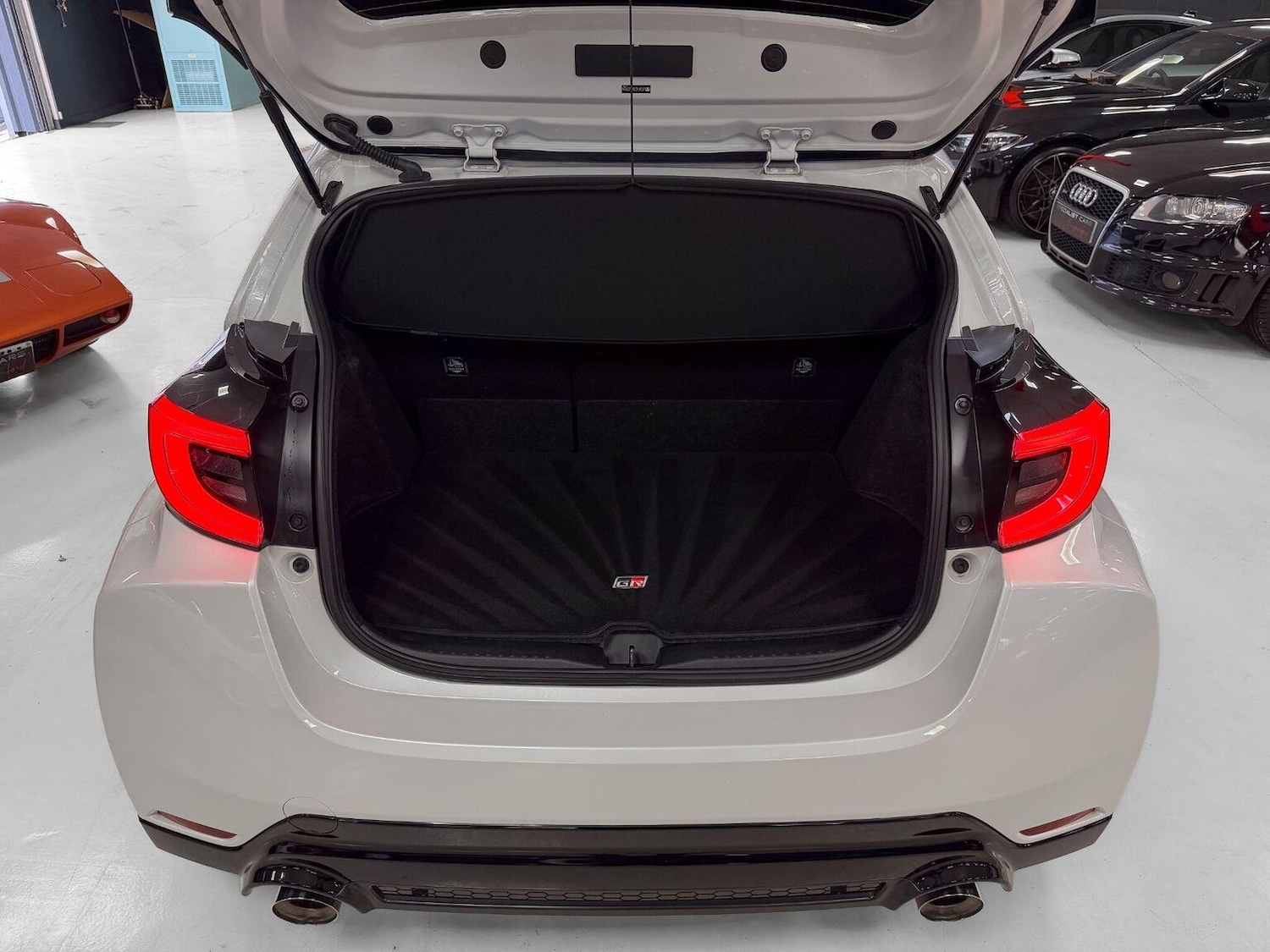 Used Toyota Yaris 2024 for sale - 76741392: Photo 47