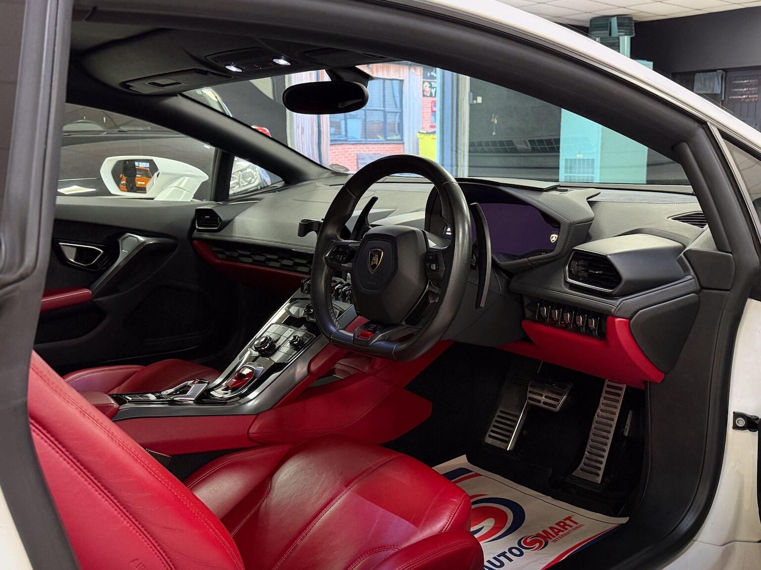 Used Lamborghini Huracan 2015 for sale - 77409501: Photo 18